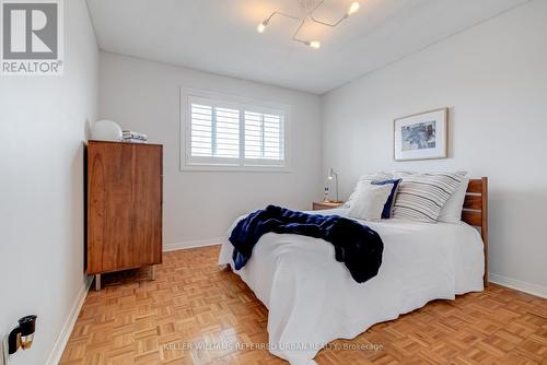 860 Apple Gate Court, Mississauga, ON - Indoor Photo Showing Bedroom