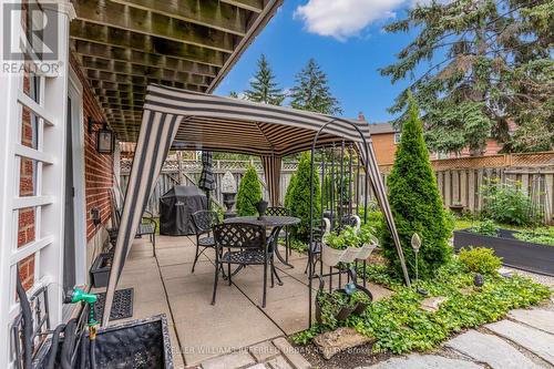 860 Apple Gate Court, Mississauga, ON - Outdoor