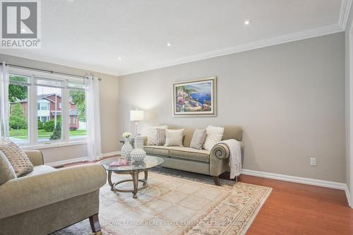 1452 Gibson Drive, Oakville, ON - Indoor Photo Showing Living Room
