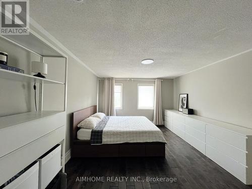 1170 Leewood Drive, Oakville (Glen Abbey), ON - Indoor Photo Showing Bedroom