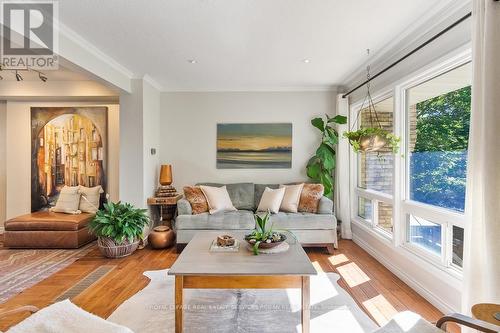 67 - 915 Inverhouse Drive, Mississauga, ON - Indoor Photo Showing Living Room