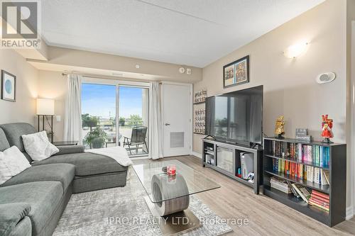 207 - 716 Main Street E, Milton, ON - Indoor Photo Showing Living Room