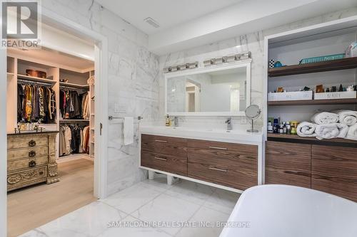 11A Maple Avenue N, Mississauga, ON - Indoor Photo Showing Bathroom