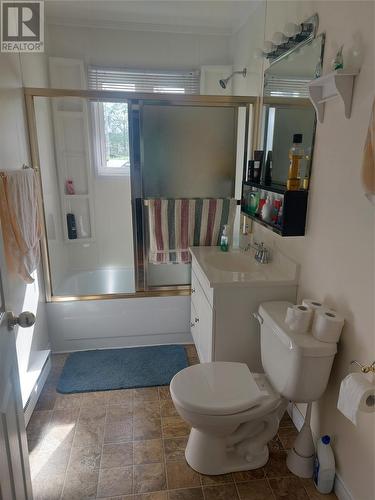 3 Bayview Heights, Glovertown, NL - Indoor Photo Showing Bathroom