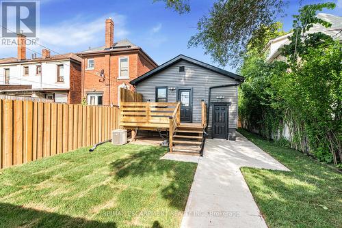 284 Grosvenor Avenue N, Hamilton, ON - Outdoor