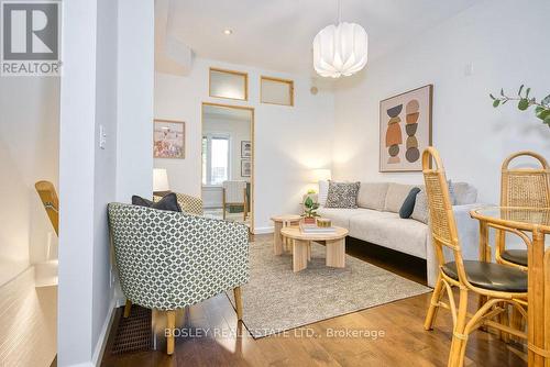 7 Howard Park Avenue, Toronto, ON - Indoor Photo Showing Living Room