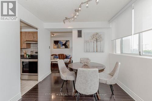 802 - 3590 Kaneff Crescent, Mississauga, ON - Indoor Photo Showing Dining Room