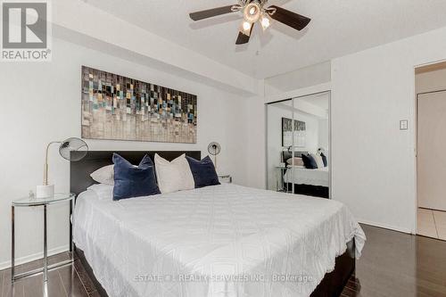802 - 3590 Kaneff Crescent, Mississauga, ON - Indoor Photo Showing Bedroom