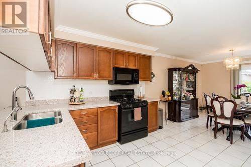 5406 Kinglet Avenue, Mississauga, ON - Indoor Photo Showing Kitchen With Double Sink