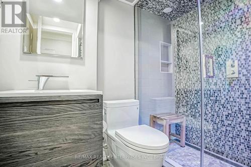 44 - 1060 Walden Circle, Mississauga, ON - Indoor Photo Showing Bathroom