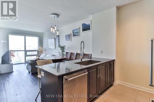 3408 - 510 Curran Place, Mississauga, ON - Indoor