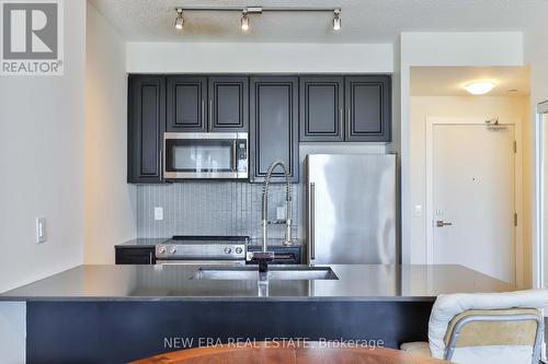 3408 - 510 Curran Place, Mississauga, ON - Indoor Photo Showing Kitchen