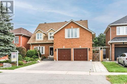 33 Hartford Trail, Brampton, ON - Outdoor With Facade