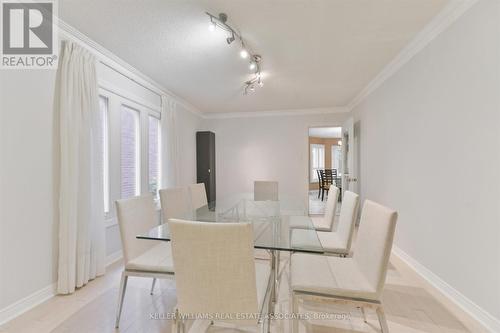 33 Hartford Trail, Brampton, ON - Indoor Photo Showing Dining Room