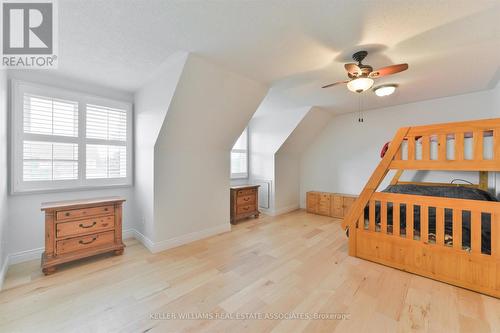 33 Hartford Trail, Brampton, ON - Indoor Photo Showing Bedroom