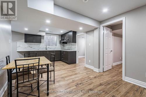 94 Robert Parkinson Drive, Brampton, ON - Indoor Photo Showing Kitchen