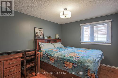 3370 Martins Pine Crescent, Mississauga, ON - Indoor Photo Showing Bedroom