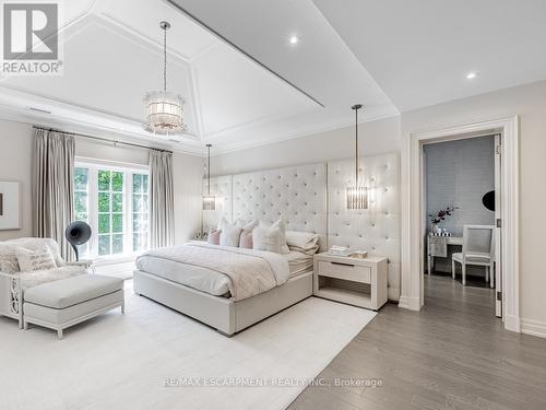 393 Maple Grove Drive, Oakville (Eastlake), ON - Indoor Photo Showing Bedroom