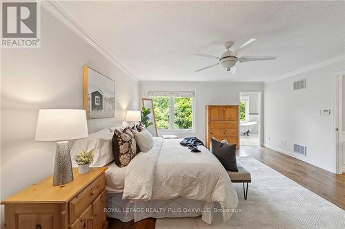 1297 Golden Meadow Trail, Oakville, ON - Indoor Photo Showing Bedroom