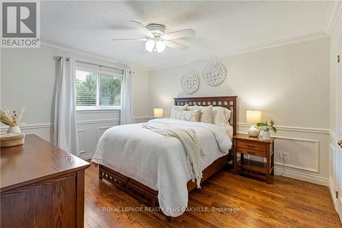 1297 Golden Meadow Trail, Oakville, ON - Indoor Photo Showing Bedroom