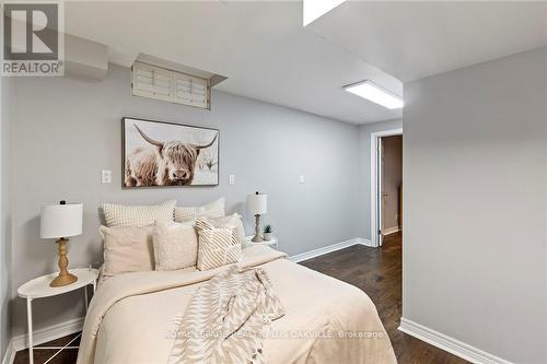 1297 Golden Meadow Trail, Oakville, ON - Indoor Photo Showing Bedroom