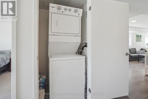 416 - 1141 Cooke Boulevard, Burlington, ON - Indoor Photo Showing Laundry Room