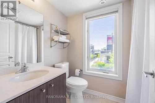 1 - 125 Long Branch Avenue, Toronto, ON - Indoor Photo Showing Bathroom