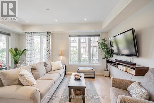 1 - 125 Long Branch Avenue, Toronto, ON - Indoor Photo Showing Living Room