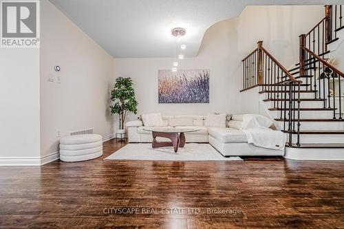 622 Claymeadow Avenue, Mississauga, ON - Indoor