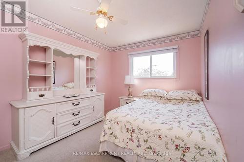 796 Thistle Down Court, Mississauga, ON - Indoor Photo Showing Bedroom