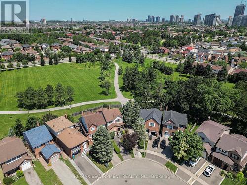 796 Thistle Down Court, Mississauga, ON - Outdoor With View