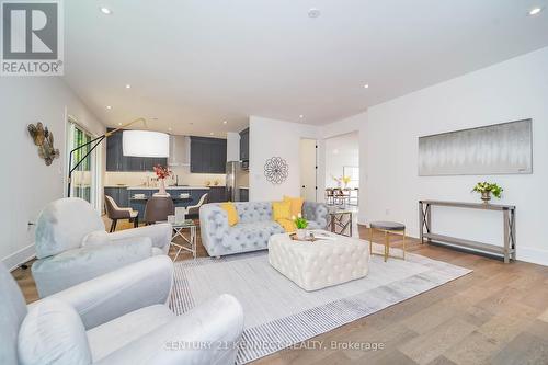 23 Blueking Crescent, Toronto (Rouge), ON - Indoor Photo Showing Living Room