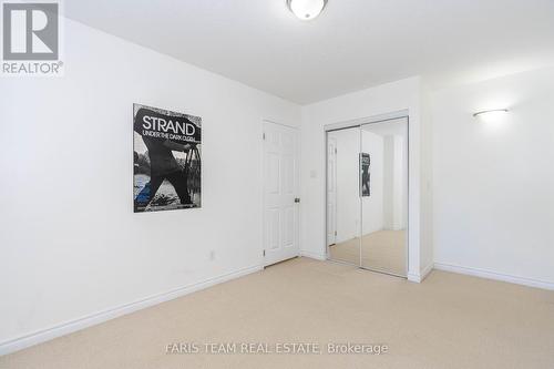 964 Corner Avenue, Innisfil, ON - Indoor Photo Showing Other Room