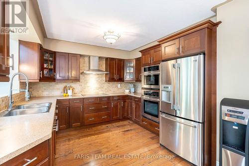 964 Corner Avenue, Innisfil, ON - Indoor Photo Showing Kitchen With Double Sink