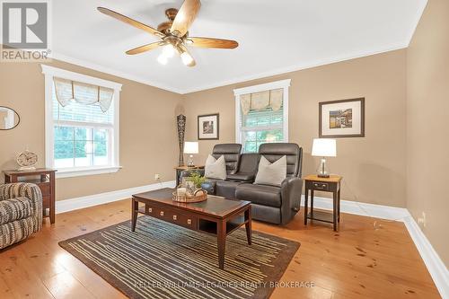 3649 Concession 7 Road, Adjala-Tosorontio, ON - Indoor Photo Showing Living Room