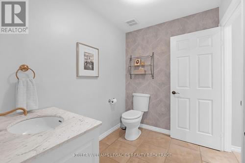 3649 Concession 7 Road, Adjala-Tosorontio, ON - Indoor Photo Showing Bathroom