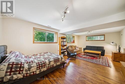 623 Varney Road, Georgina (Historic Lakeshore Communities), ON - Indoor Photo Showing Bedroom