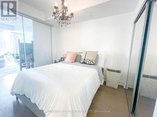 613 - 3018 Yonge Street, Toronto (Lawrence Park South), ON - Indoor Photo Showing Bedroom