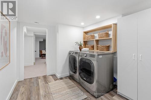 930 Manning Avenue, Toronto, ON - Indoor Photo Showing Laundry Room