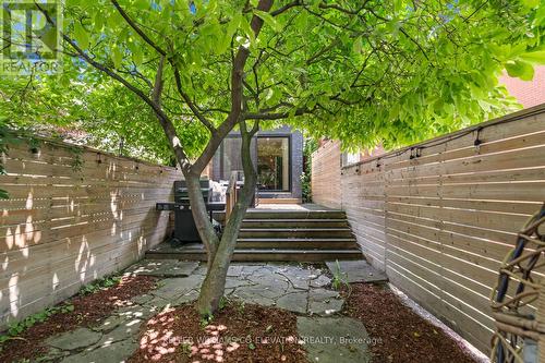 930 Manning Avenue, Toronto, ON - Outdoor