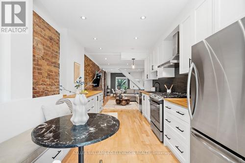 930 Manning Avenue, Toronto, ON - Indoor Photo Showing Kitchen With Stainless Steel Kitchen With Upgraded Kitchen
