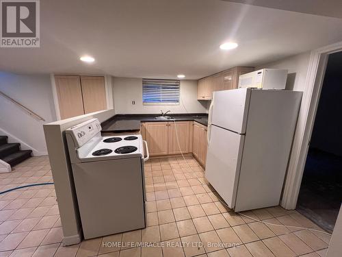 154 Poyntz Avenue, Toronto, ON - Indoor Photo Showing Laundry Room