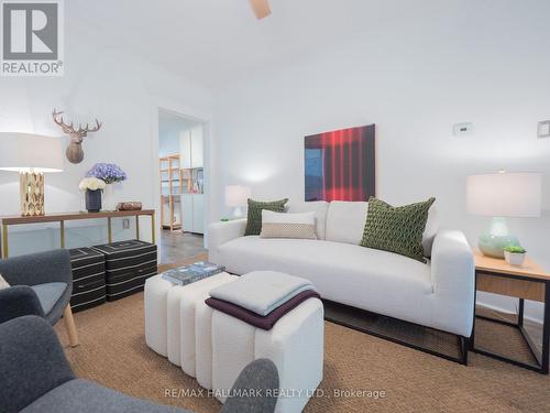 200 Simpson Avenue, Toronto, ON - Indoor Photo Showing Living Room