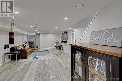 595 Sammon Avenue, Toronto, ON - Indoor Photo Showing Other Room