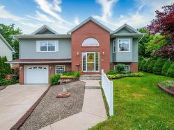 29 Keyes Court  Bedford, NS B4A 0B4