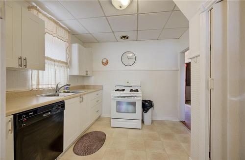 13 Primrose Avenue, Hamilton, ON - Indoor Photo Showing Kitchen With Double Sink