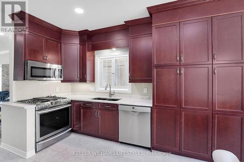 1670 Cedarcreek Crescent, London, ON - Indoor Photo Showing Kitchen With Double Sink