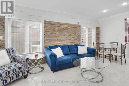 1670 Cedarcreek Crescent, London, ON - Indoor Photo Showing Living Room