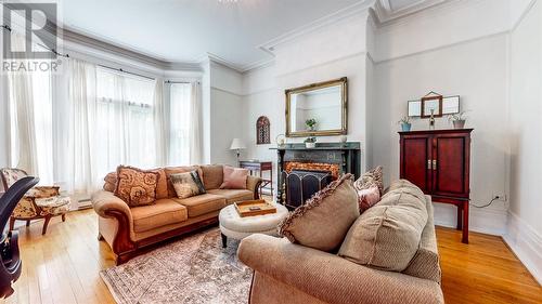 74 Circular Road, St. John'S, NL - Indoor Photo Showing Living Room