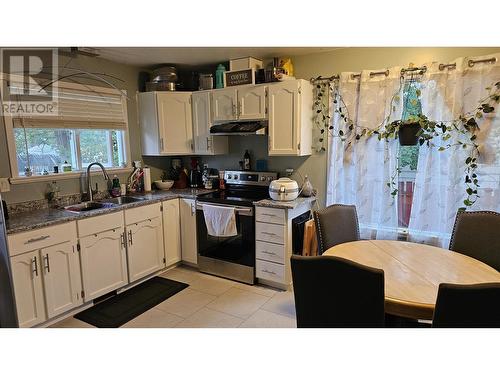 1904 Hemlock Street, Prince George, BC - Indoor Photo Showing Kitchen With Double Sink